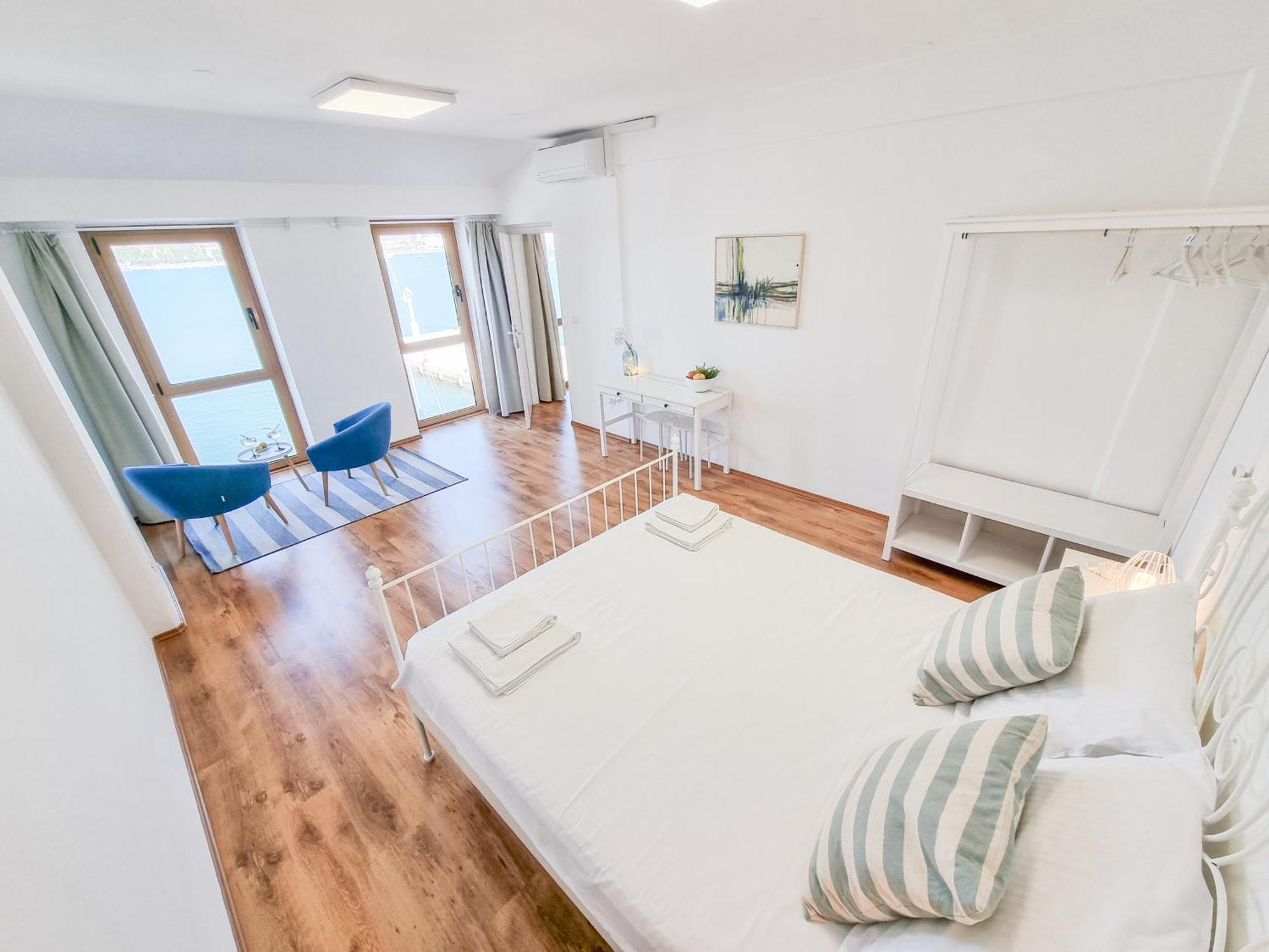 Apartman Seafront Seaview Center Old Town 1,2,3,4 By Rentistra *