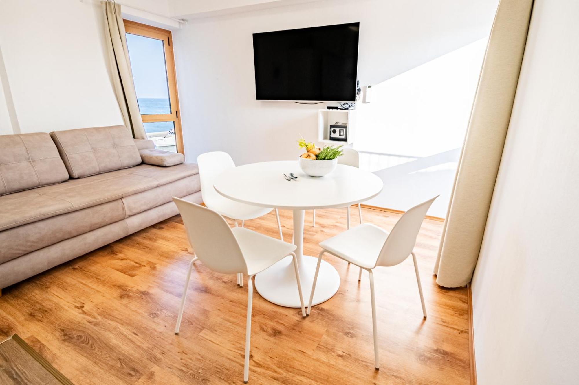 Apartman Seafront Seaview Center Old Town 1,2,3,4 By Rentistra