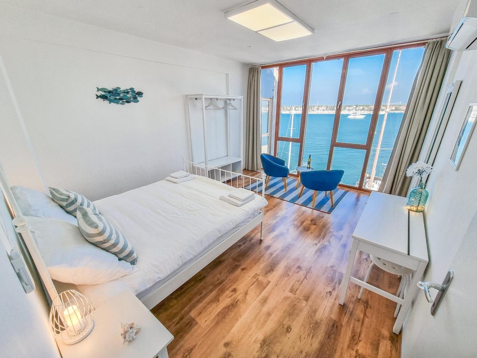 Apartman Seafront Seaview Center Old Town 1,2,3,4 By Rentistra *