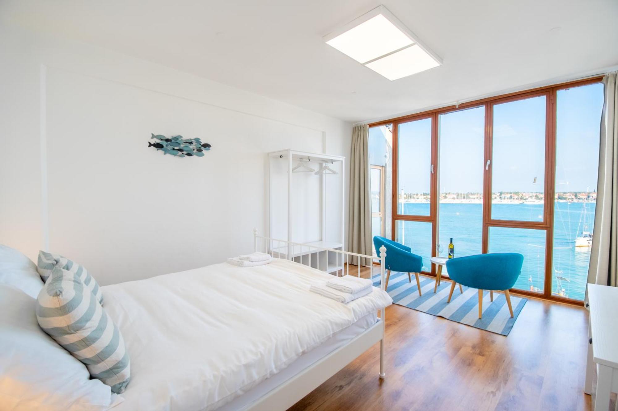 Seafront Seaview Center Old Town 1,2,3,4 By Rentistra Apartman Umag